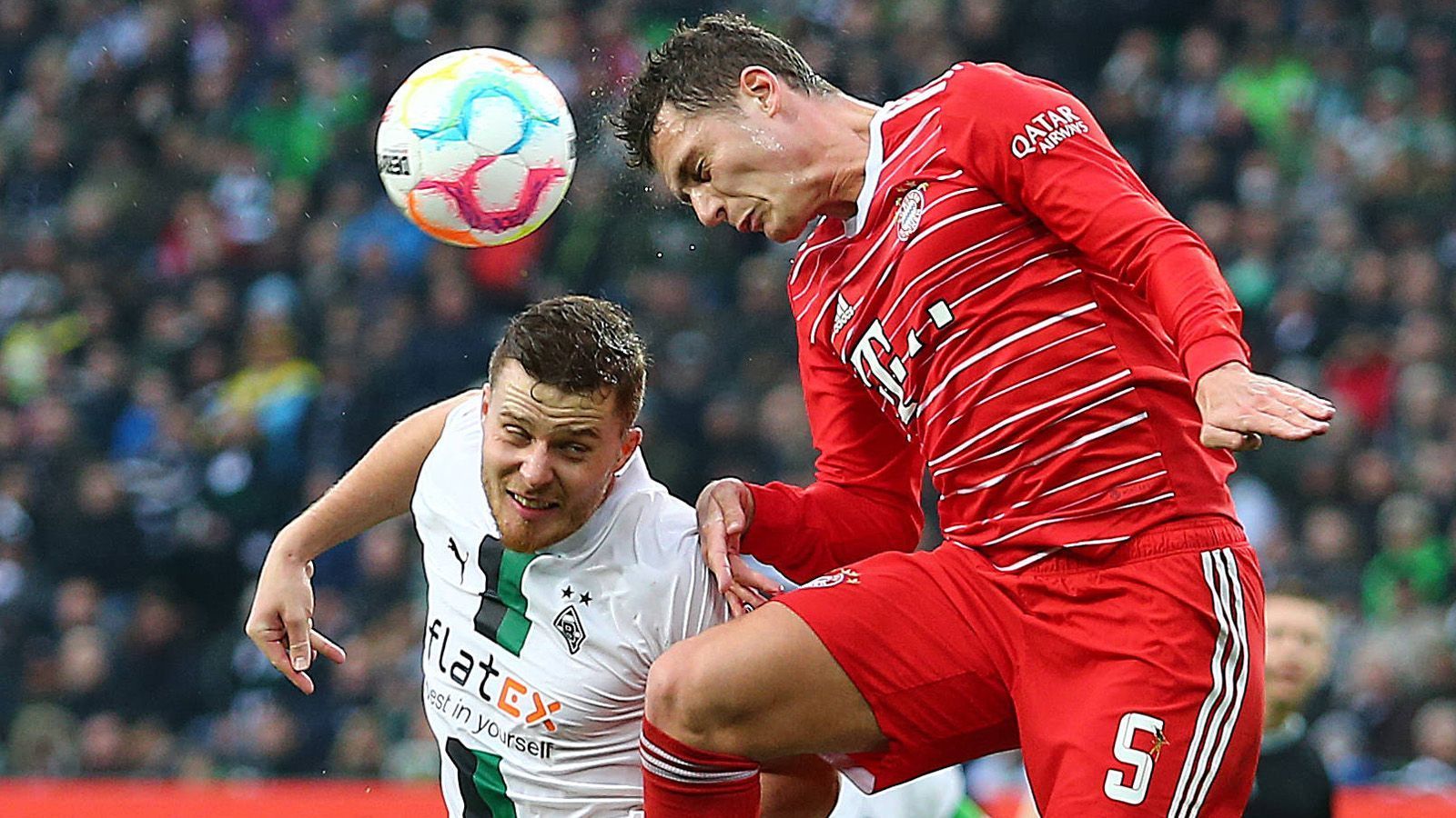 
                <strong>FC Bayern München - Borussia Mönchengladbach: Das Duell mit dem Angstgegner</strong><br>
                &#x2022; Hinrunde: 3. Spieltag - 01. bis 03. September 2023 (in Mönchengladbach)<br>&#x2022; Rückrunde: 20. Spieltag - 02. bis 04. Februar 2024 (in München)<br>
              