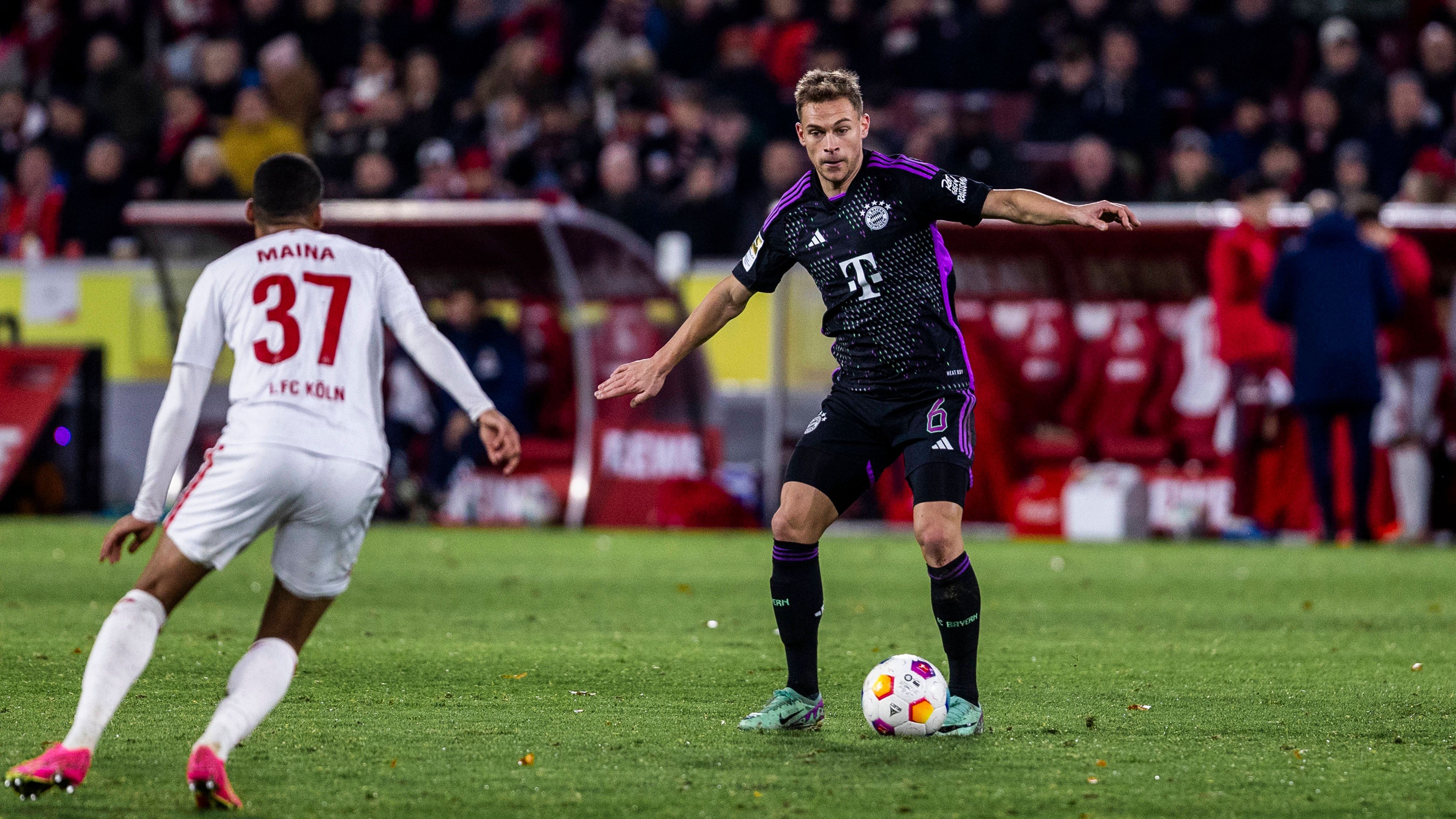 <strong>Spielweise ("Opta" via "FBref", ohne Pokal)</strong><br>Selbst die Verteilung des Ballbesitzes auf dem Spielfeld ist ähnlich. <strong>29,12 Prozent aller Ballkontakte</strong> verzeichneten die Bayern in der letzten Saison unter Tuchel im Abwehrdrittel, <strong>45,64 Prozent</strong> im Mittelfeld und <strong>25,42 Prozent</strong> im Angriffsdrittel. Und jetzt: <strong>28,81 Prozent, 45,30 Prozent und 25,88 Prozent</strong>. Keine Weiterentwicklung also?