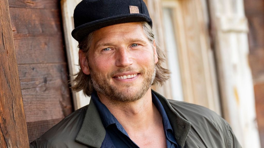 "Möchte von niemandem Geld": "Bergretter"-Star Sebastian Ströbel warnt seine Fans