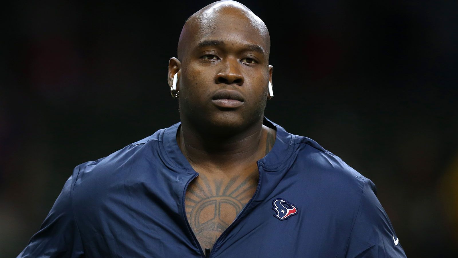 
                <strong>Platz 6 (geteilt): Laremy Tunsil</strong><br>
                Jahresgehalt: 22 Millionen US-DollarHouston TexansTackle
              