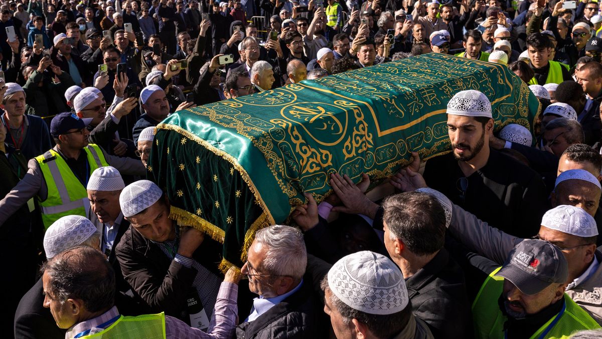 Beerdigung des türkischen Geistlichen Gülen