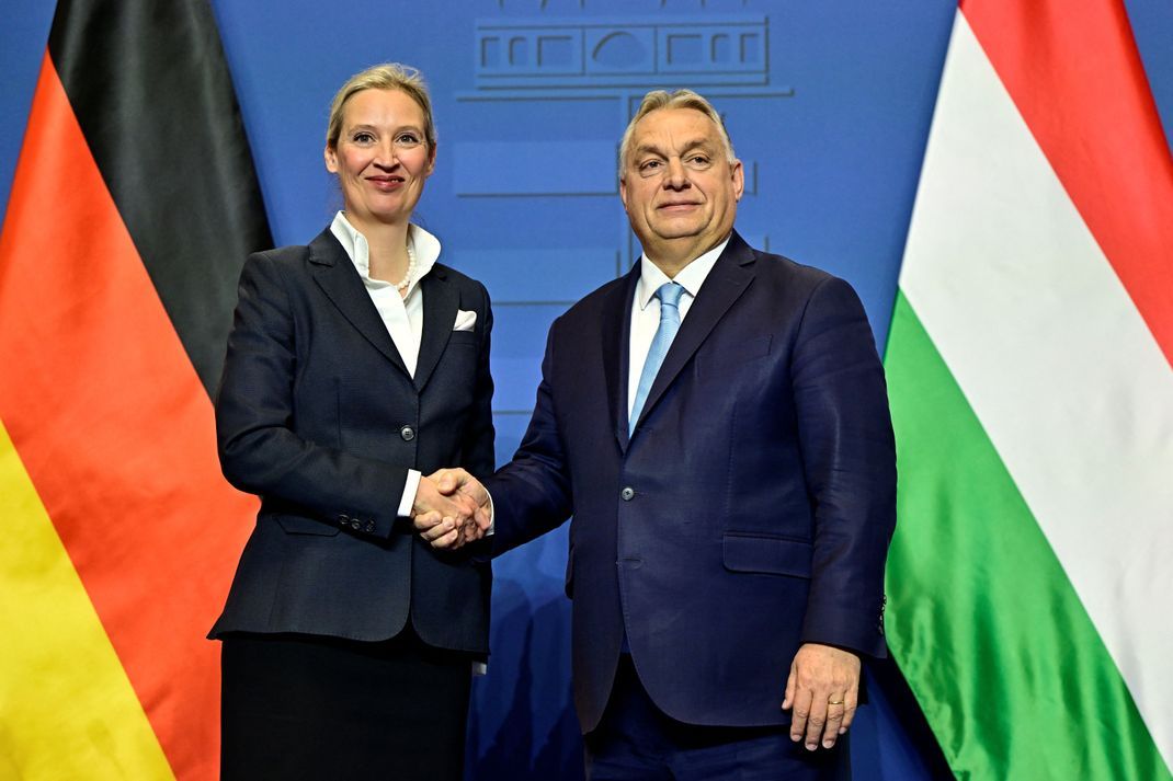 Alice Weidel hat eine gemeinsame Pressekonferenz mit Viktor Orban gegeben.