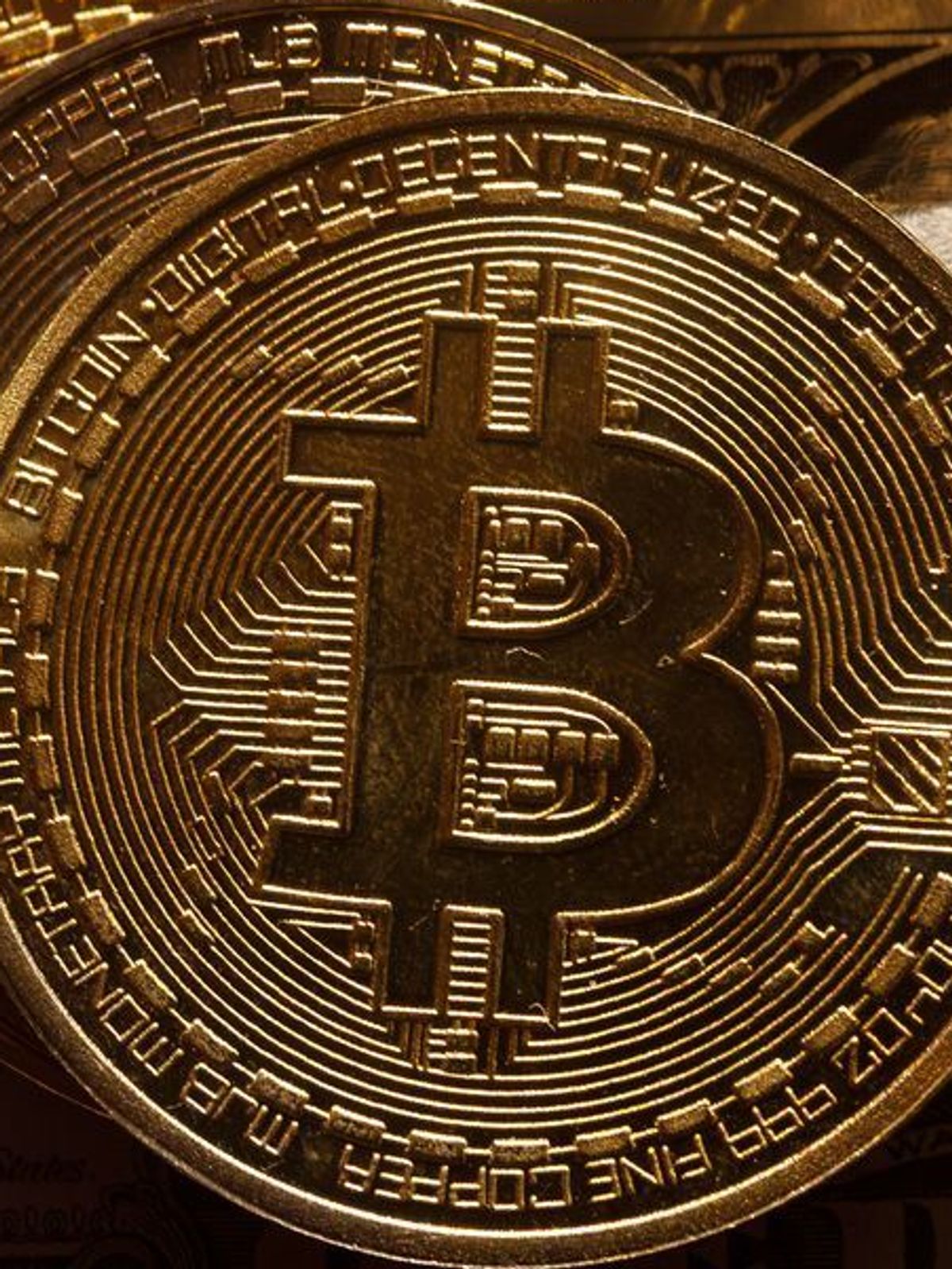 Der Bitcoin (Bild) war lange Zeit die wertvollste Krypto-Währung. Nun wird er von einer anderen überflügelt. 