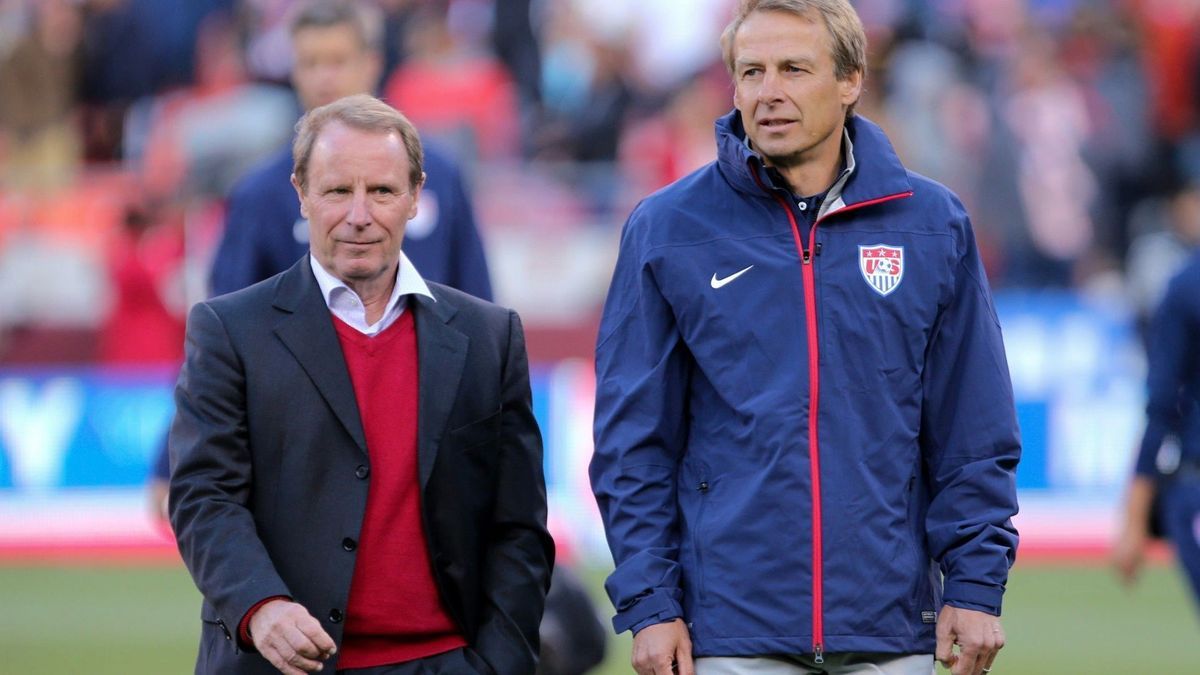 Alte Bekannte: Jürgen Klinsmann (r.) und Berti Vogts