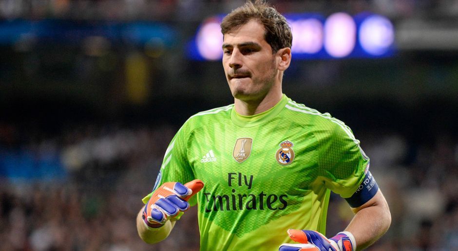 
                <strong>Iker Casillas</strong><br>
                Platz 1: Iker Casillas mit 168 Spielen in der Champions League. Der Spanier liegt damit weit vor seinen Keeper-Kollegen. Casillas profitiert natürlich von seiner Zeit bei Real Madrid: Zwischen 1999 und 2015 spielte er mit den Königlichen konstant in der Königsklasse, holte dreimal den Titel und absolvierte in dieser Zeit insgesamt 158 Partien. Seit seinem Wechsel zum FC Porto im Sommer 2015 stand der 35-Jährige zehn weitere Male auf der großen Bühne im Tor und macht am Ende der diesjährigen Gruppenphase - wenn alles normal verläuft - sein 170. Champions-League-Spiel. Respekt! 
              