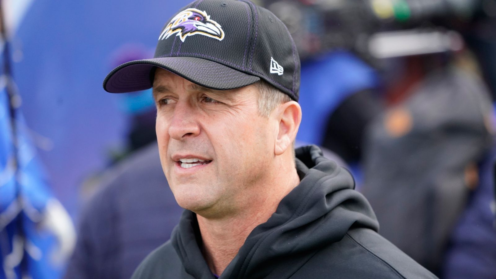 
                <strong>Coach of the Year: John Harbaugh (27,5 Stimmen)</strong><br>
                Team: Baltimore RavensAuf den weiteren Plätzen: Kyle Shanahan (14,5 Stimmen), Matt LaFleur (3), Mike Tomlin (2), Sean McDermott (2), Sean Payton (1)
              