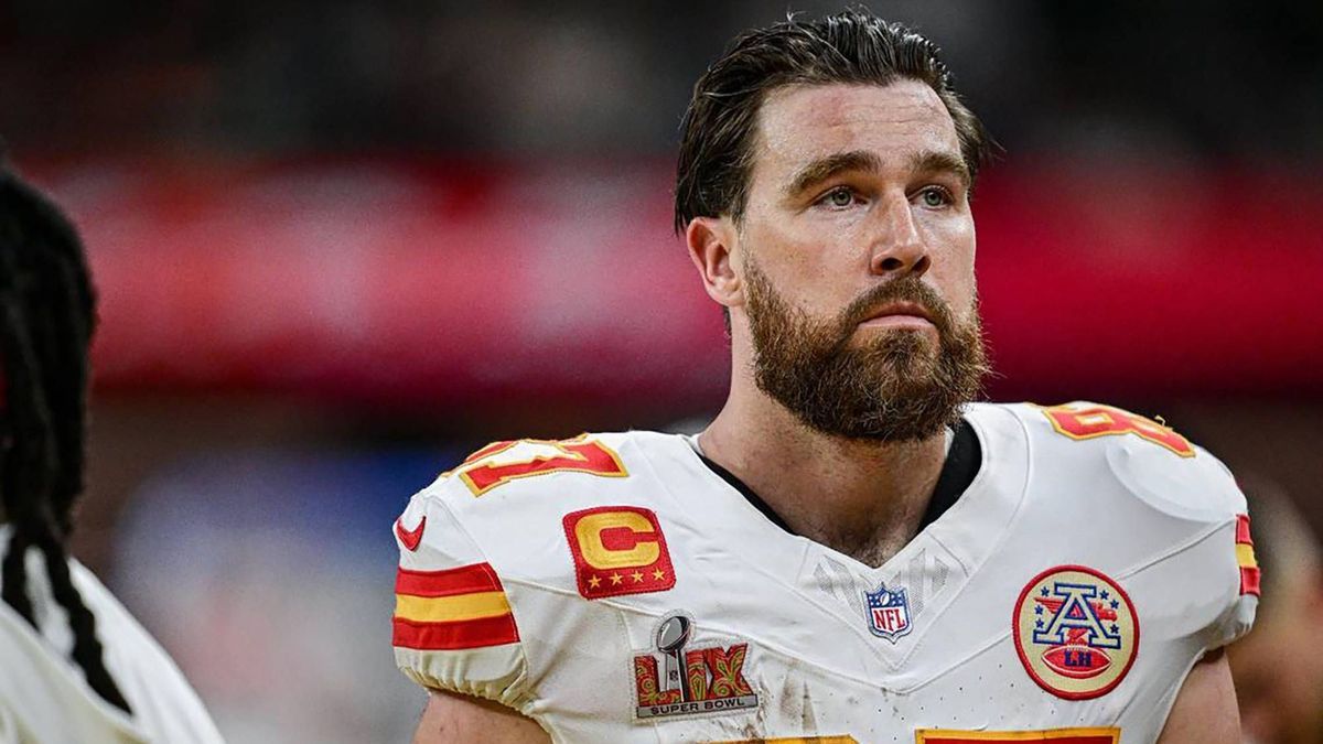 February 12, 2025: Kansas City Chiefs tight end Travis Kelce (87) walks off the field after the Chiefs lost to the Philadelphia Eagles, 40-22, in Super Bowl LIX on Feb. 9, 2025, in New Orleans. - Z...