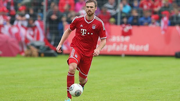 
                <strong>Jan Kirchhoff (FC Bayern München)</strong><br>
                28 Spieler stehen derzeit in der Bundesliga auf dem Abstellgleis. Ein Transfer scheint bei ihnen in diesem Sommer noch möglich. Den Anfang macht der zuletzt ausgeliehene Jan Kirchhoff (FC Bayern München). Der Defensiv-Akteur spielt bei Guardiola keine Rolle und darf gehen.
              