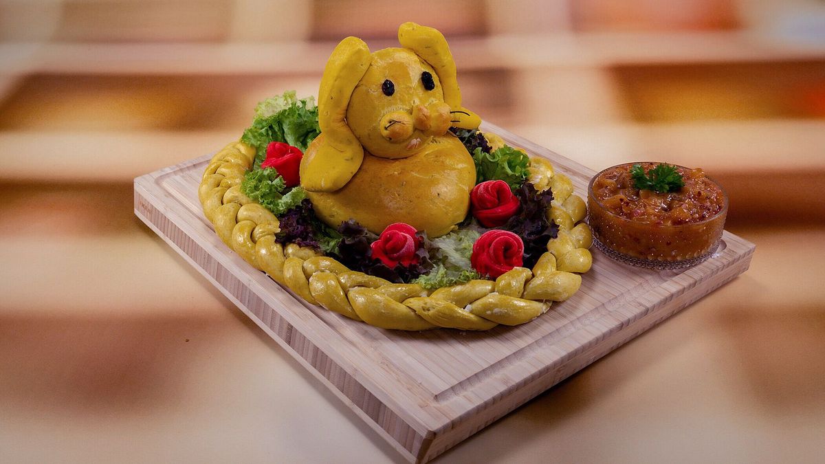 Patriks „Versteckter Hase“: Kurkuma-Rosmarin-Brot mit Mango-Zwiebel-Chutney