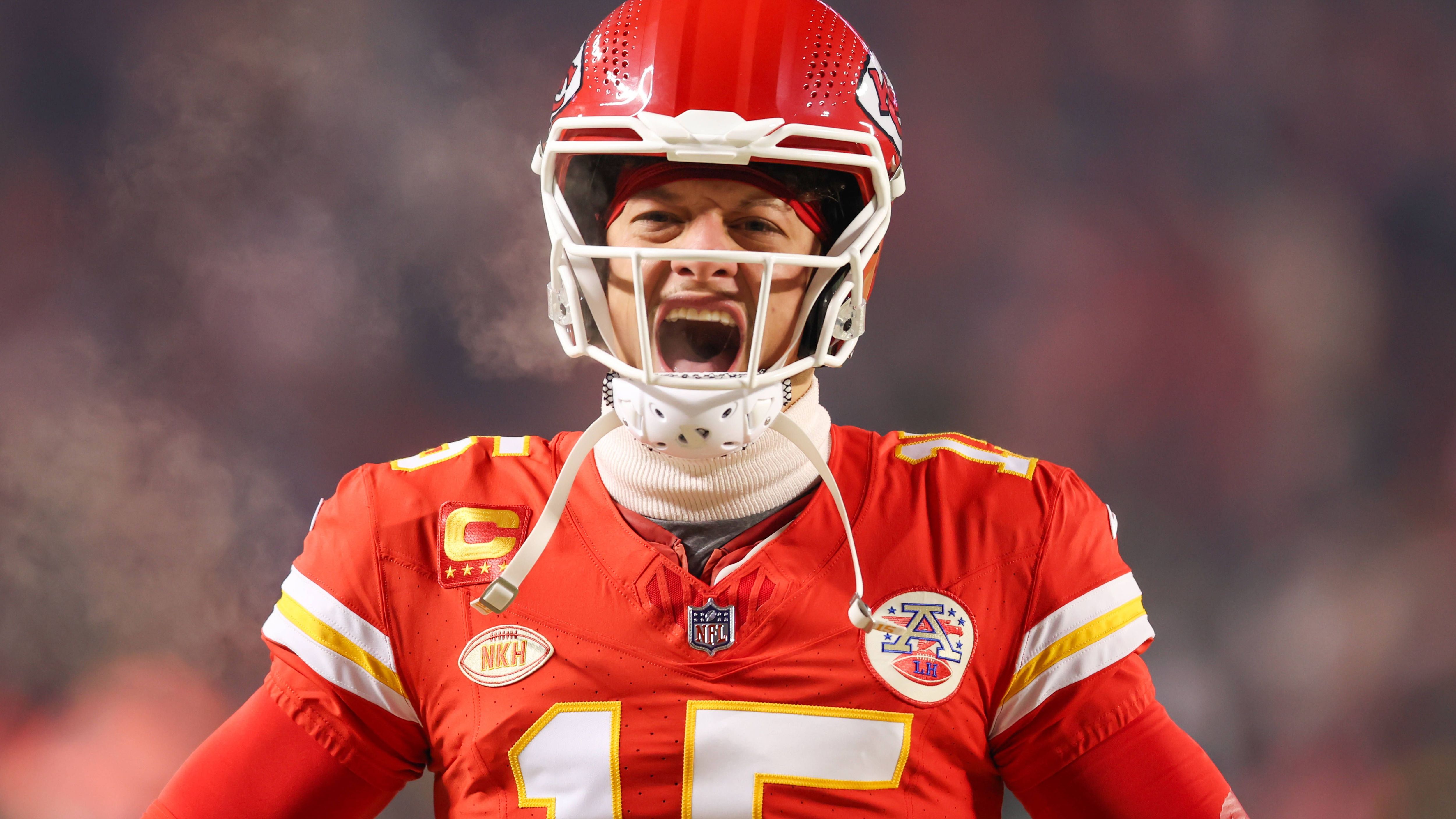 <strong>Passer-Rating</strong><br>Das Quarterback-Rating gilt als der Wert, der die Leistung eines Quarterbacks am besten zusammenfasst. Im Laufe der Karriere liegt Mahomes bei einem Wert von überragenden 103,5, Allen bei 92,2. Aber: Diese Saison liegen beide fast gleichauf (Mahomes 92,6, Allen 92,2). Trotzdem – 2:0 für Mahomes.