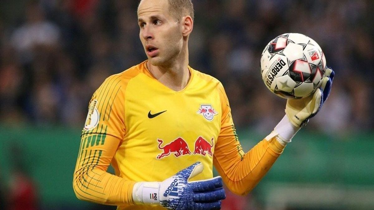 RB Leipzig verlängert mit Torhüter Peter Gulacsi