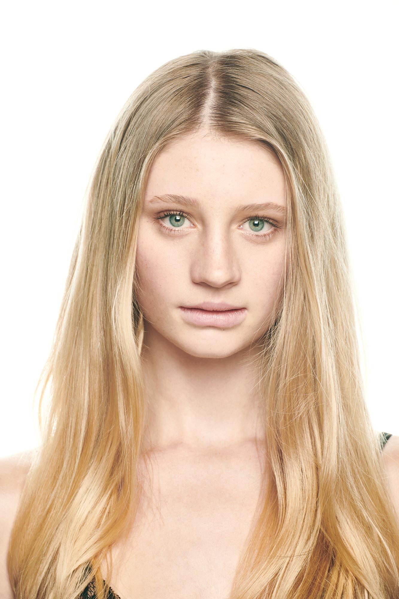 trixi model GNTM-Model Trixi ist raus: Highlights, Backstage-Clips und Bilder