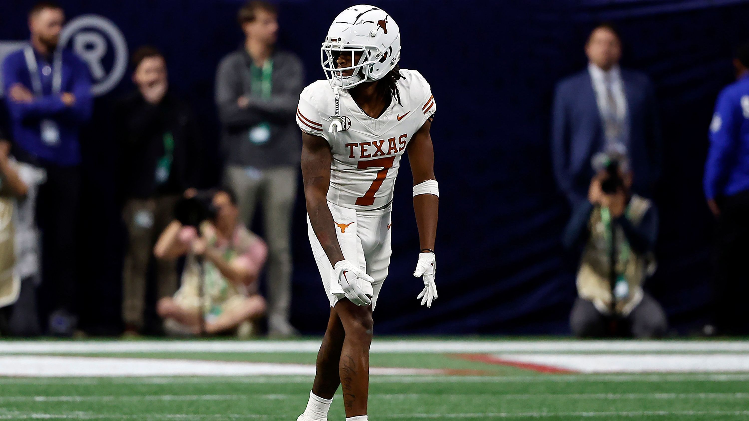 <strong>Isaiah Bond (Texas Longhorns)</strong><br>Das würde sich auch mit Isaiah Bond von den Texas Longhorns nicht ändern. Der 20-Jährige (!!) bestach in Texas jedoch mit unheimlichem Tempo und seinen guten Routen, die kaum ein Defensive Back im College unter Kontrolle hatte. Bei beiden College-Stars gilt jedoch: Sie gelten als verletzungsanfällig.