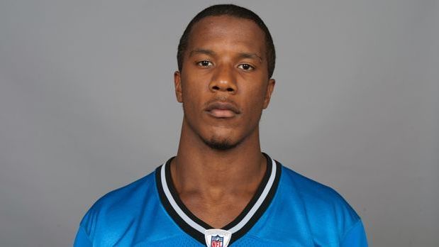 <strong>Ricardo Silva</strong><br>
                Ricardo Silva ging nach seiner NFL-Karriere zurück in die Schule. Allerdings nicht, um sich weiter fortzubilden, sondern um zu lehren. Denn der ehemalige Safety der Detroit Lions ist seit 2014 Mathematiklehrer aus Leidenschaft. Seinen Schülern möchte der Ex-Profi durch harte Arbeit ein Vorbild sein.