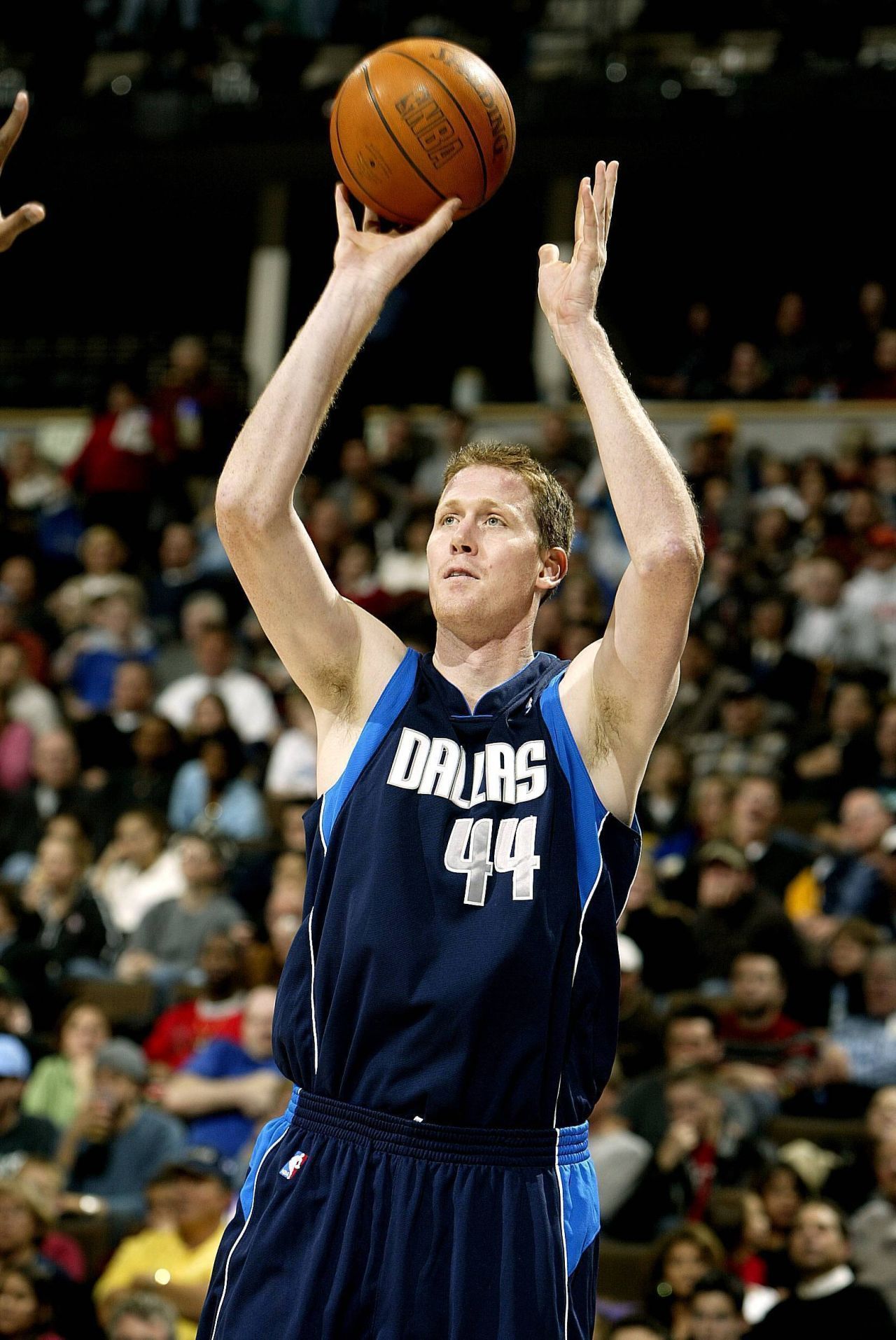 Der deutsch-US-amerikanische Basketballer Shawn Bradley ist Mormone. Als Missionar war er in Australien unterwegs. 