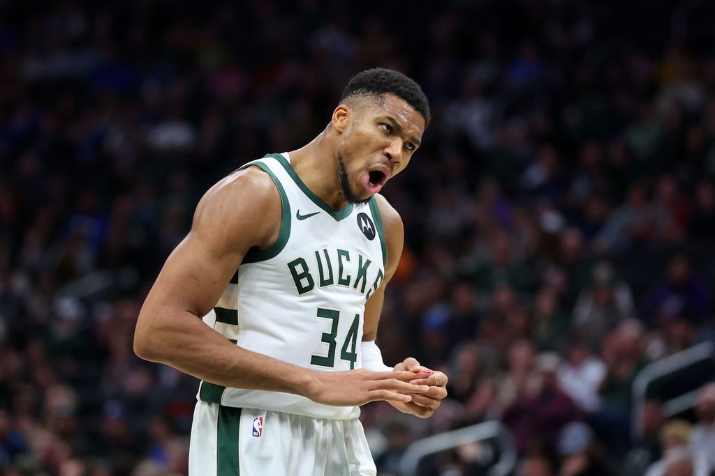 Milwaukee Bucks End Losing Streak with Dominate Win Over Utah Jazz