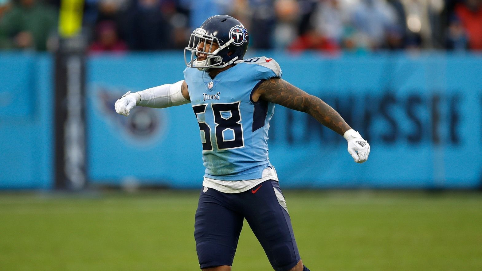 
                <strong>Linebacker</strong><br>
                2022: 18,7 Millionen US-Dollar - 2021: 15,6 Millionen US-Dollar - (Im Bild: Harold Landry von den Tennessee Titans)
              