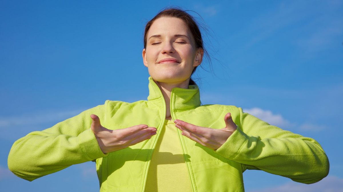 Yoga und Pilates_2016_01_20_Yoga Atmung_Schmuckbild_fotolia_Robert Kneschke