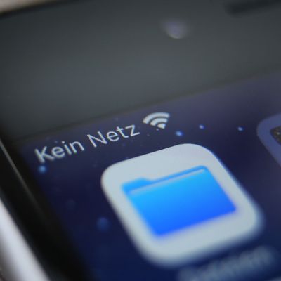 Bild eines Handys, das kein Mobilfunknetz findet.