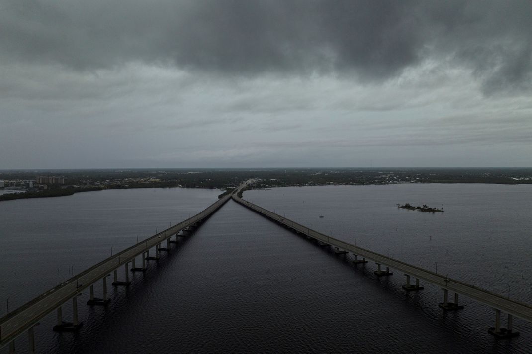 Hurrikan "Milton" erreicht nach und nach das Festland in Florida.