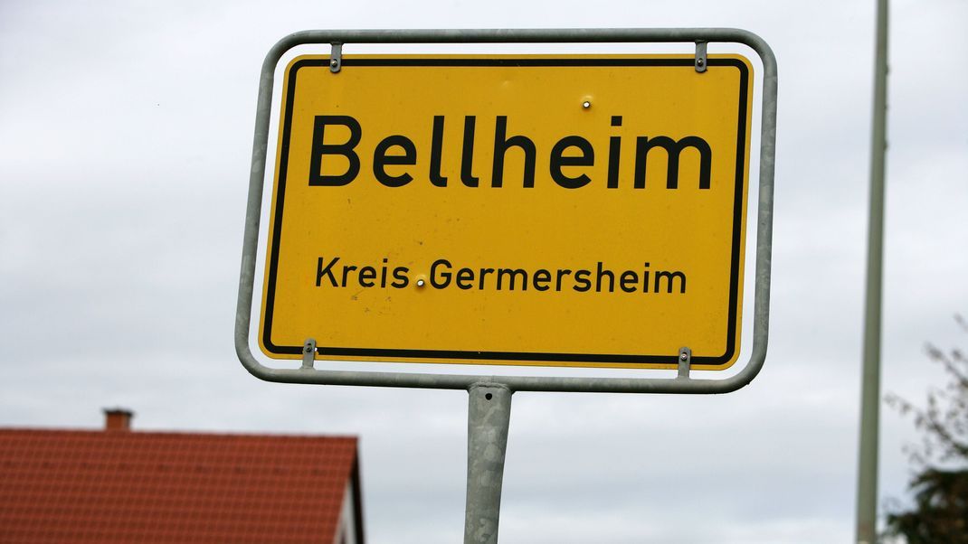 In Bellheim im Landkreis Germersheim wurde die Leiche einer Frau entdeckt.