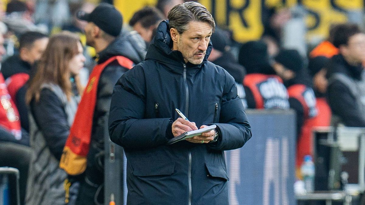 08.02.2025, Borussia Dortmund vs. VfB Suttgart, 1. Bundesliga, 21. Spieltag Niko Kovac (Borussia Dortmund, Trainer) Wichtiger Hinweis: Gemaess den Vorgaben der DFL Deutsche Fussball Liga bzw. des D...