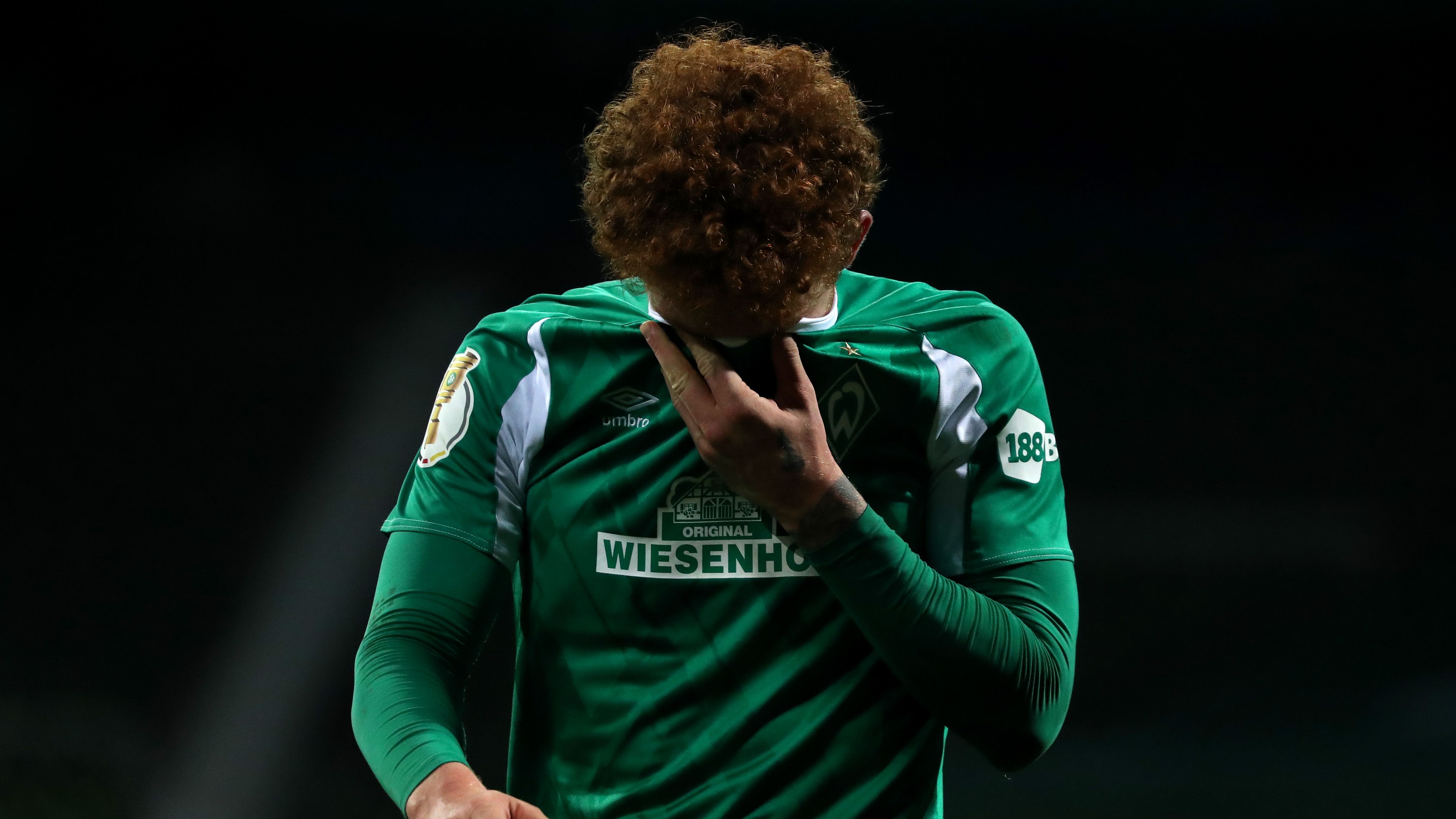 <strong>DFB-Pokalsaison 2020/21: Aus im Halbfinale</strong><br>Auch in jener Saison fehlte Werder nur wenig zum Finale. Nach vier Siegen ohne Gegentor gegen Carl Zeiss Jena, Hannover 96, Greuther Fürth und Jahn Regensburg ging es im Halbfinale gegen RB Leipzig erneut in die Verlängerung. Dort ließ Emil Forsberg den Pokaltraum platzen, als er in der Nachspielzeit der Verlängerung den entscheidenden Treffer erzielte.