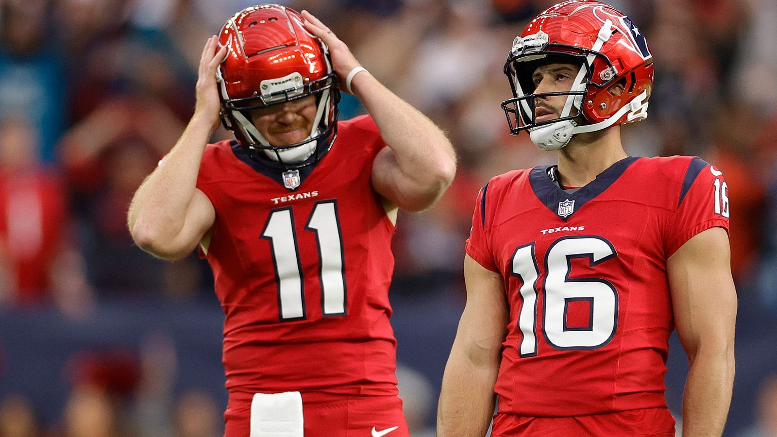 <strong>Verlierer: Matt Ammendola (Houston Texans)</strong><br>Der Snap war gut, der Hold war top, doch Ammendola verpasste denkbar knapp. Die Richtung stimmte, aber er traf die Latte und der Ball sprang weg. Die Jacksonville Jaguars gewannen 24:21 und die Texans verloren ein wichtiges Spiel. Ryans sagte zwar, sie werden Ammendola nicht rauswerfen, doch sie waivten ihn kurz darauf. Vielleicht kommt er ja zurück.