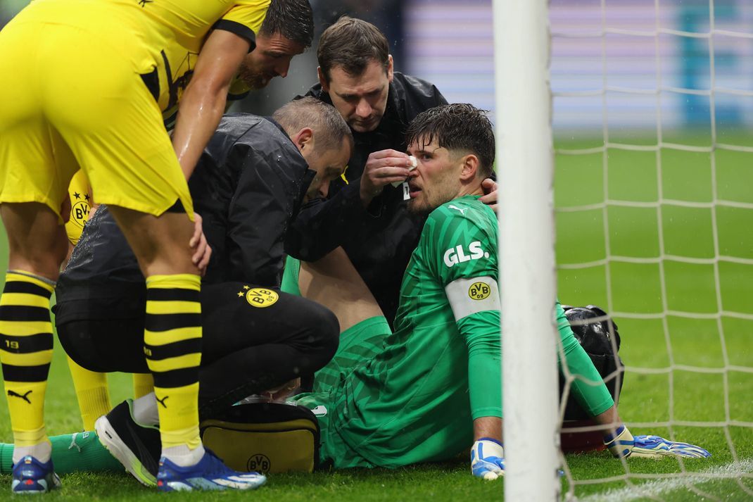 Gregor Kobel musste verletzt ausgewechselt werden Copyright: HMBxMedia