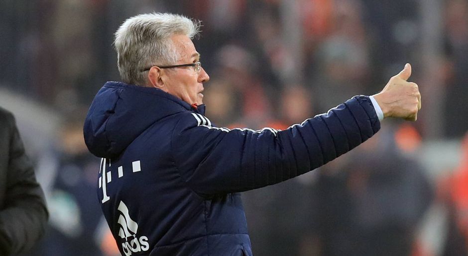 
                <strong> Gewinner: Jupp Heynckes (Bayern)</strong><br>
                Bevor er kam, befand sich der FC Bayern München auf dem Tiefpunkt. Sie hatten 0:3 in der Champions League gegen Paris verloren, waren in der Bundesliga zudem auf den dritten Tabellenplatz abgerutscht. Nach der Entlassung von Carlo Ancelotti wurde Jupp Heynckes aus der Rente zurückgeholt. Mittlerweile führen die Bayern die Bundesliga wieder souverän mit elf Punkten an. Die sechste Meisterschaft in Folge winkt.
              