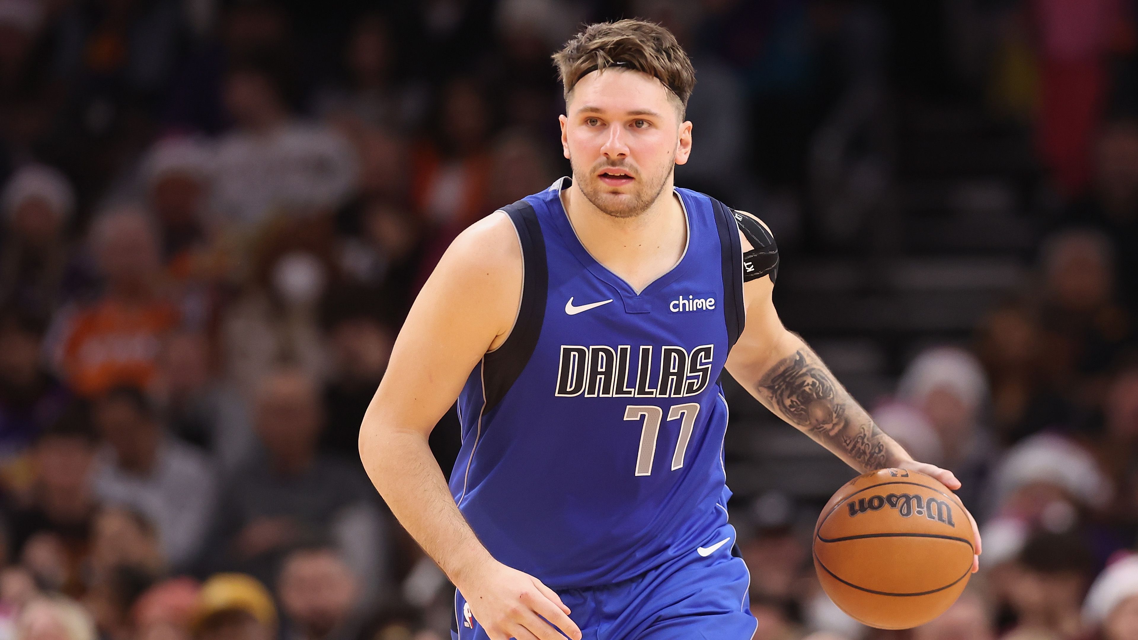 <strong>Luka Doncic (Western Conference) - Starter</strong><br>Position: Guard<br>Team: Dallas Mavericks<br>Stats pro Spiel 2023/2024: 34,5 Punkte, 8,6 Rebounds, 9,4 Assists<br>All-Star-Teilnahmen: 5