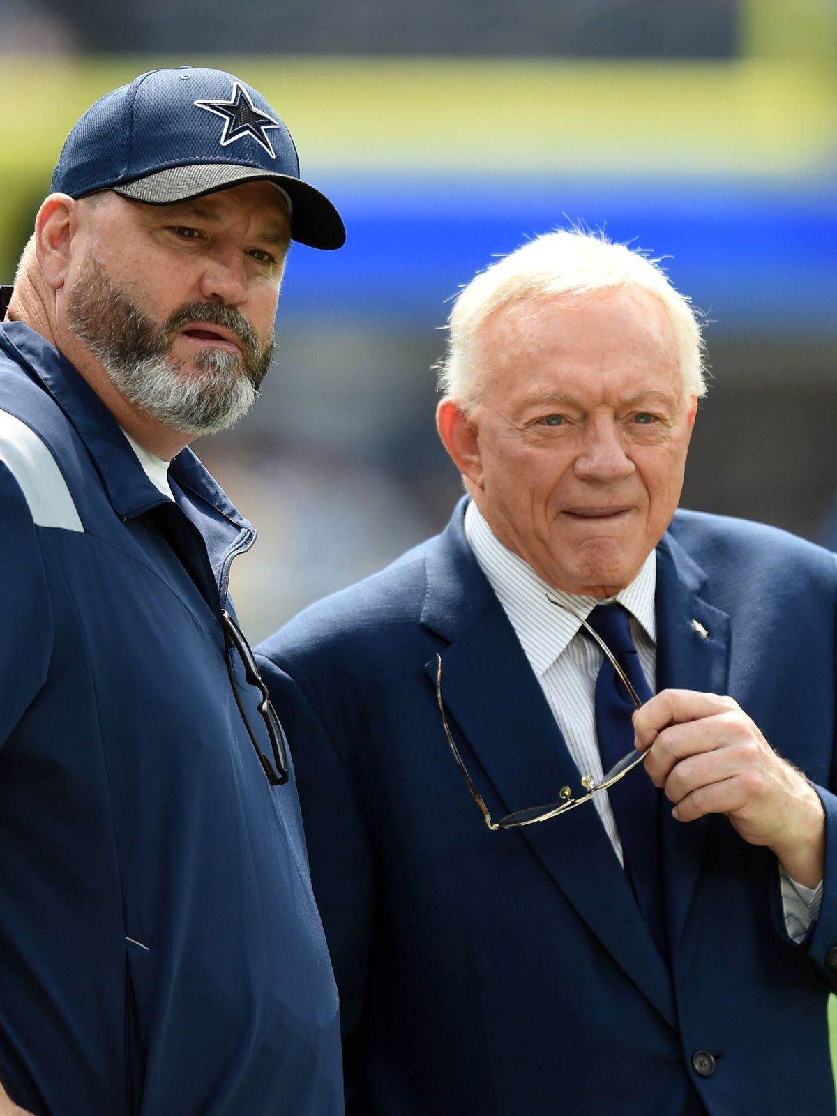 INGLEWOOD, CA - SEPTEMBER 19: Cowboys head coach Mike McCarthy and Cowboys owner Jerry Jones talk on the field during an NFL, American Football Herren, USA game between the Dallas Cowboys and the L...