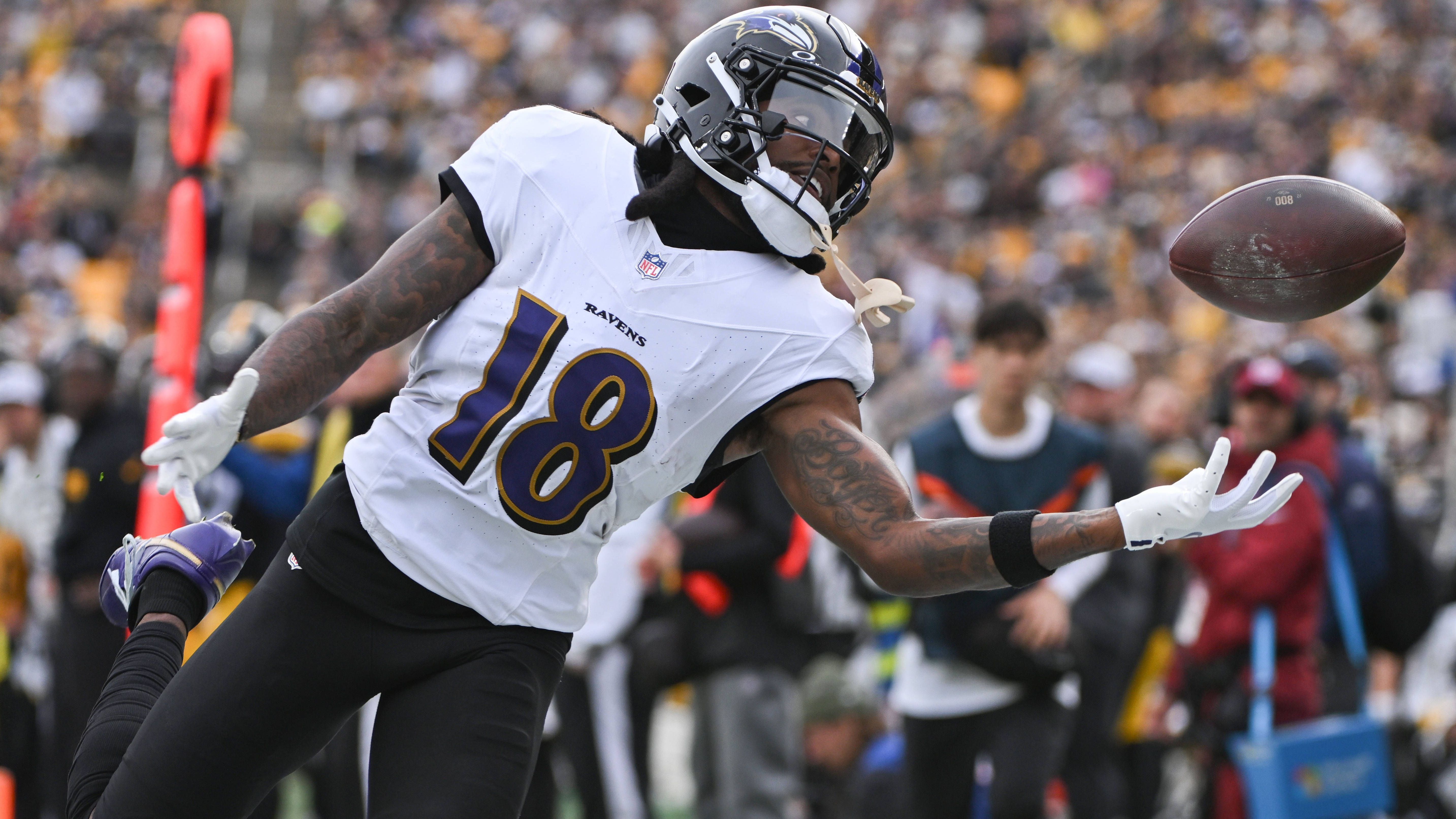 <strong>Diontae Johnson (zuletzt Baltimore Ravens)</strong><br><em>Das Kapitel findet ein jähes Ende: Die Baltimore Ravens haben Diontae Johnson entlassen, der erst in Woche 9 von den Carolina Panthers gekommen war. Insgesamt brachte es der Wide Receiver in Baltimore lediglich auf einen einzigen Catch für sechs Yards - dabei wurde er sechsmal angespielt. Doch der Passempfänger fiel eher durch fallengelassene Bälle auf.</em>