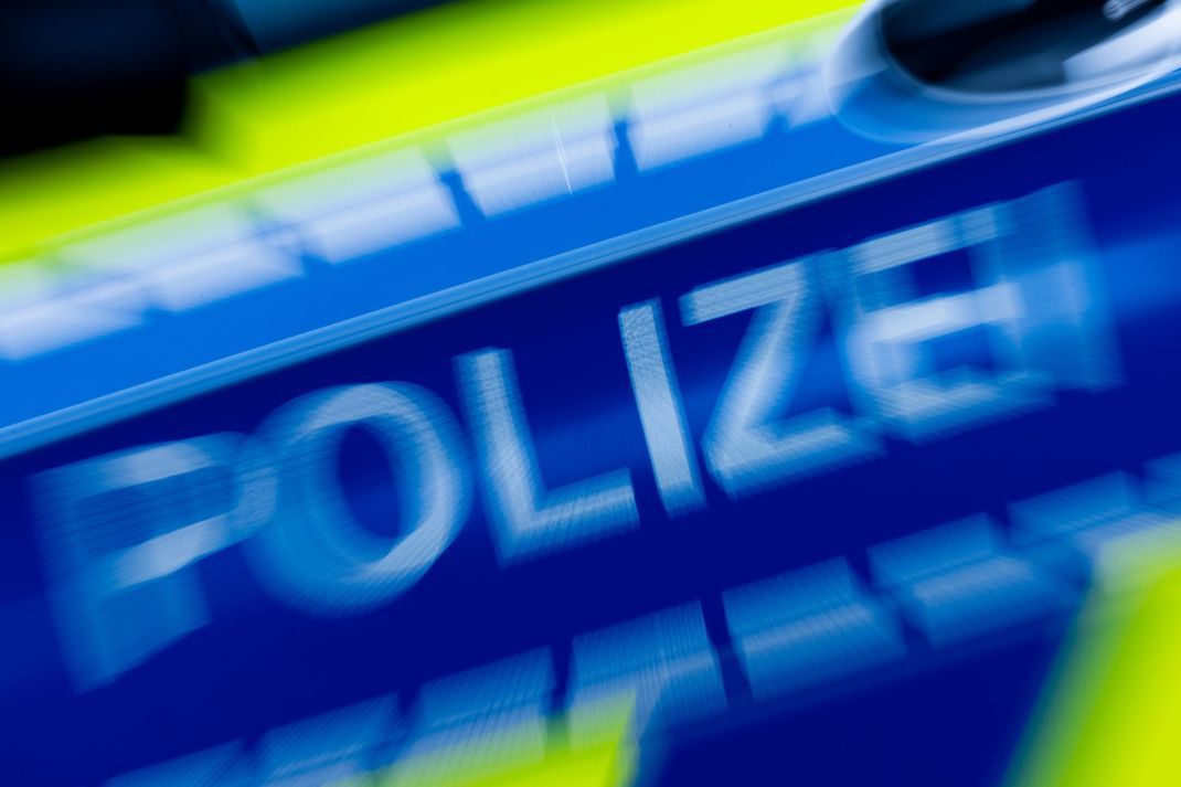 Die Polizei hat zwei Tatverdächtige festgenommen.