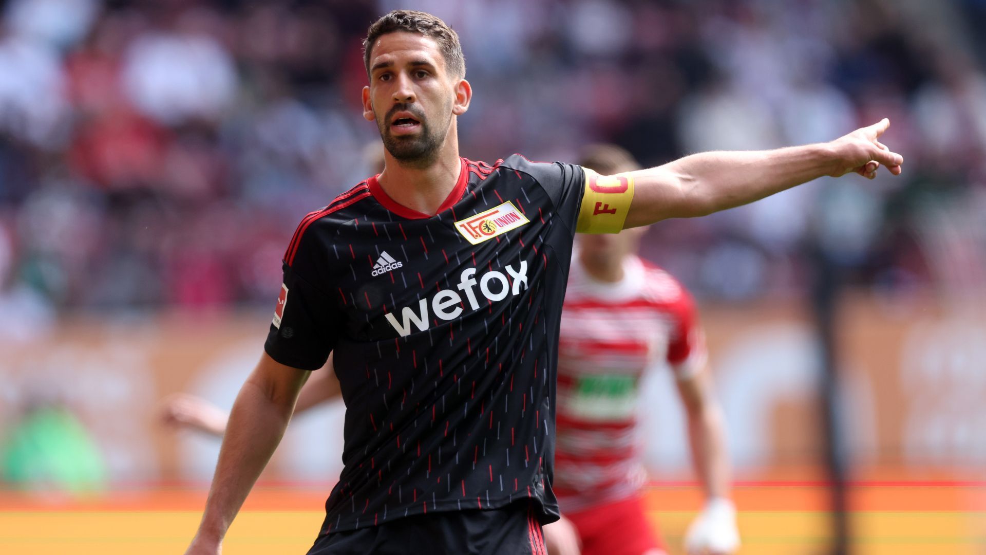 
                <strong>Rani Khedira (Union Berlin)</strong><br>
                Für Khedira gilt ungefähr das gleiche wie für seinen Union-Teamkollegen Knoche. Im Verein sensationell stark, in der Nationalmannschaft nicht berücksichtigt. Seitdem er vor zehn Jahren für die U19 gespielt hatte, ist er nicht mehr für Deutschland berufen worden. Warum eigentlich nicht?
              