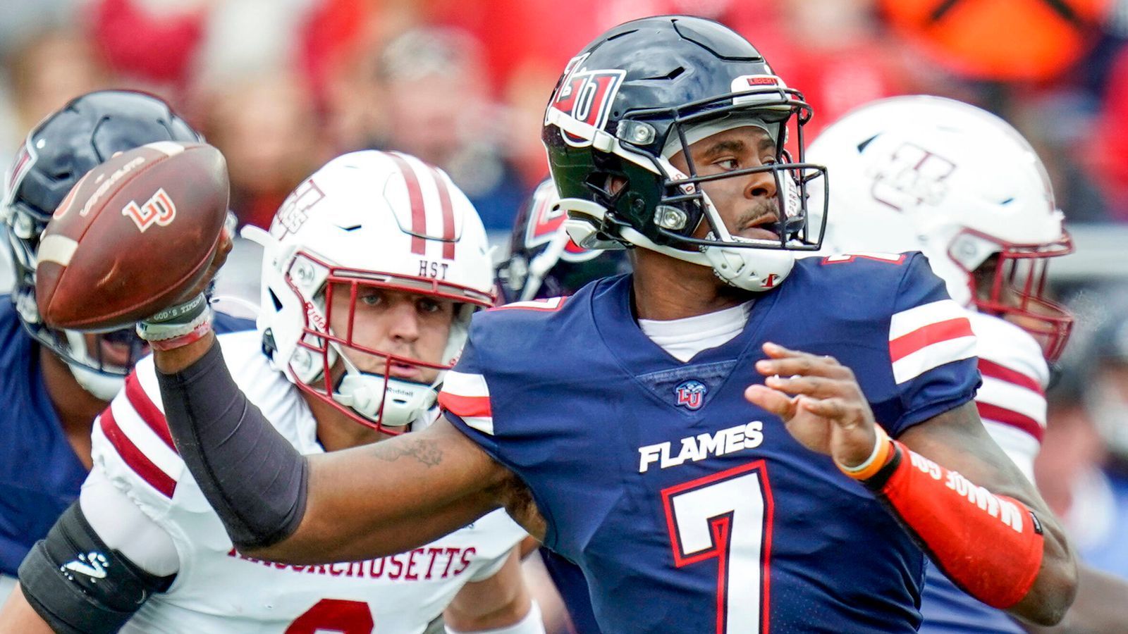 
                <strong>Platz 6: Malik Willis (Liberty, QB)</strong><br>
                Quote: +5000 (bei einem Einsatz von 100 Dollar gewinnt man 5000 Dollar)
              