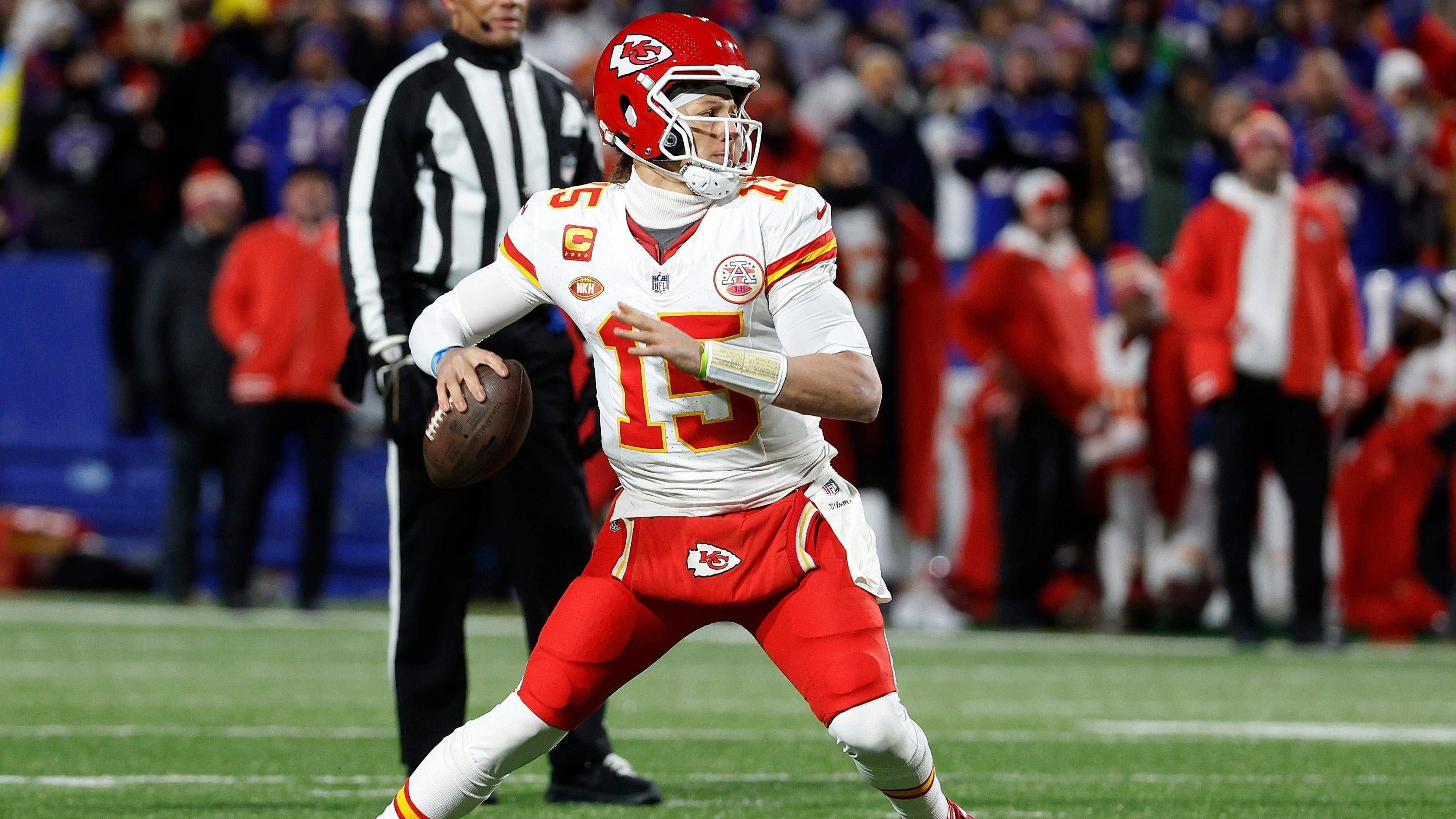 <strong>Mahomes auf dem Weg zum GOAT?</strong><br>Dass Patrick Mahomes bereits jetzt einer der besten und erfolgreichsten Quarterbacks der NFL ist, ist offensichtlich. Er könnte sich mit einem Super-Bowl-Einzug aber auf eine Stufe heben, die bisher nur Tom Brady erreicht hat. In seinem sechsten Jahr als Starter wäre es der vierte Super Bowl. Mit einem Sieg der dritte Ring.