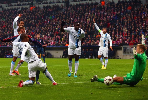 
                <strong>FC Bayern München - Manchester City 2:3</strong><br>
                Und Bayern legt nach. Während die Citizens Abseits reklamieren, macht Mario Götze das 2:0 in der zwölften Minute. Torhüter Joe Hart ist aus kurzer Distanz erneut machtlos
              