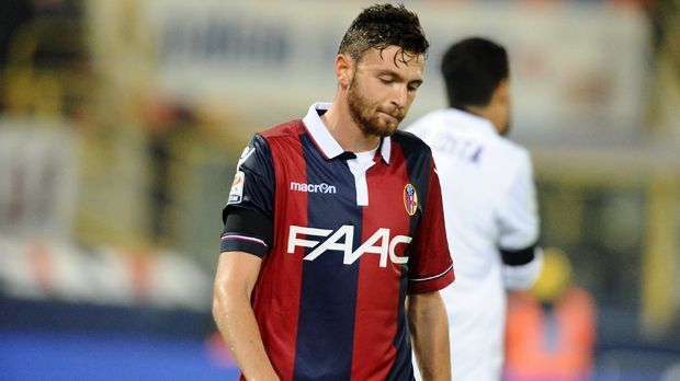 
                <strong>Luca Rizzo (Bologna)</strong><br>
                Luca Rizzo: Aufsteiger Bologna sicherte sich vor der laufenden Saison auf Leihbasis die Dienste des zentralen Mittelfeldspielers von Sampdoria Genua. Im Sommer 2016 wird eine angebliche Ablösesumme von sechs Millionen Euro fällig. Der 23-Jährige kam bislang auf neun Einsätze für Bologna in der Serie A, blieb dabei ohne Treffer.
              