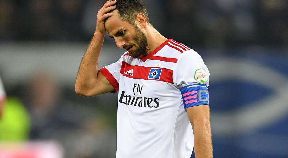 
                <strong>Mergim Mavraj (Hamburger SV)</strong><br>
                Mavraj ist nicht so zweikampfstark wie Abwehrchef Papadopoulos und eher ein Unsicherheitsfaktor im Defensivverbund des HSV. Unterläuft ein katastrophaler Querschläger beim 0:1 und bringt den HSV so auf die Verliererstraße. ran-Note: 5
              