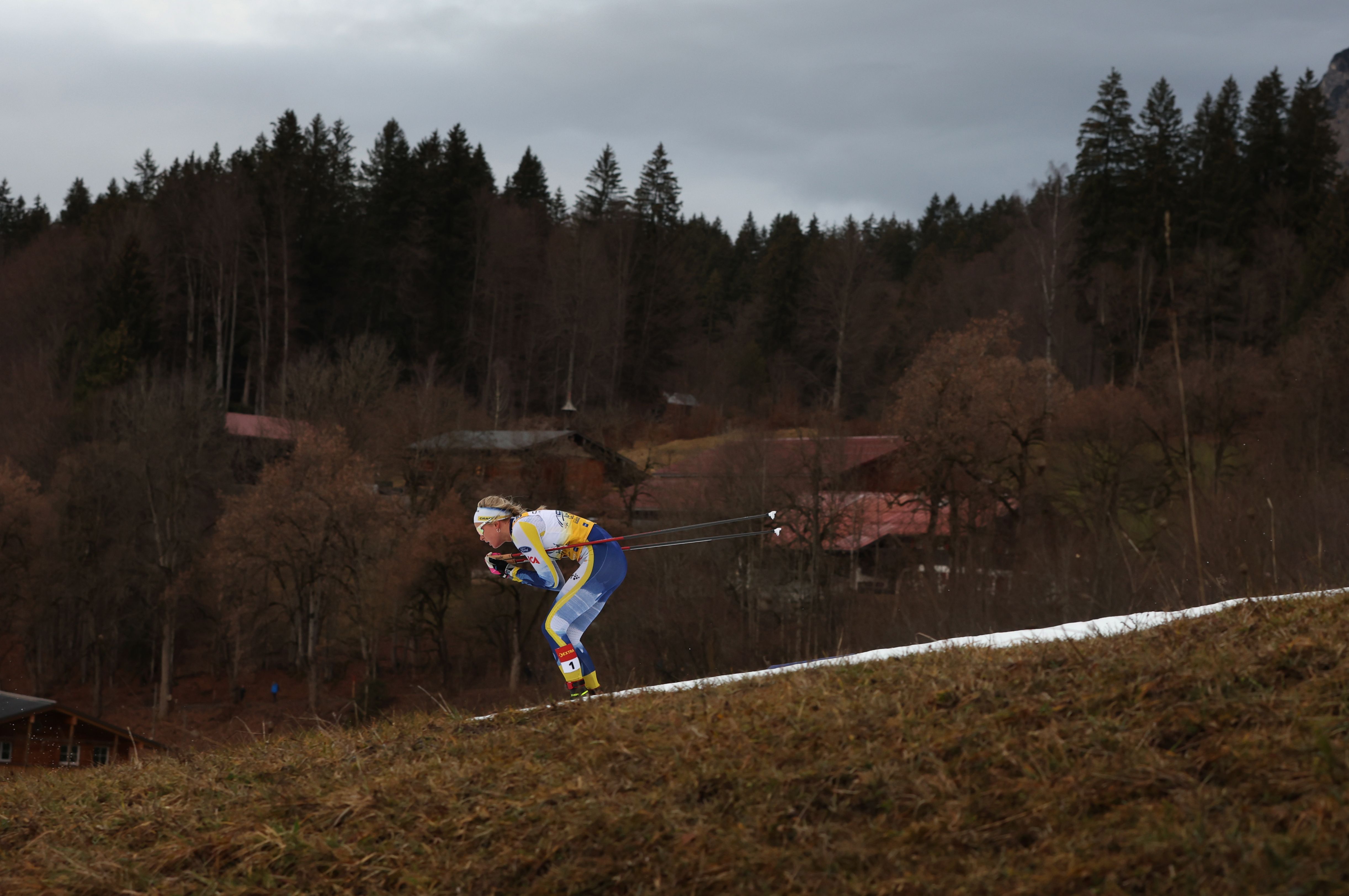 Bayern im Januar: Weltcup in Oberstdorf - die Kulisse: nicht besonders winterlich.