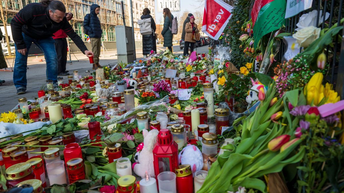 Nach dem Anschlag in München mit zwei Toten ist der traditionelle Faschingsumzug abgesagt worden.