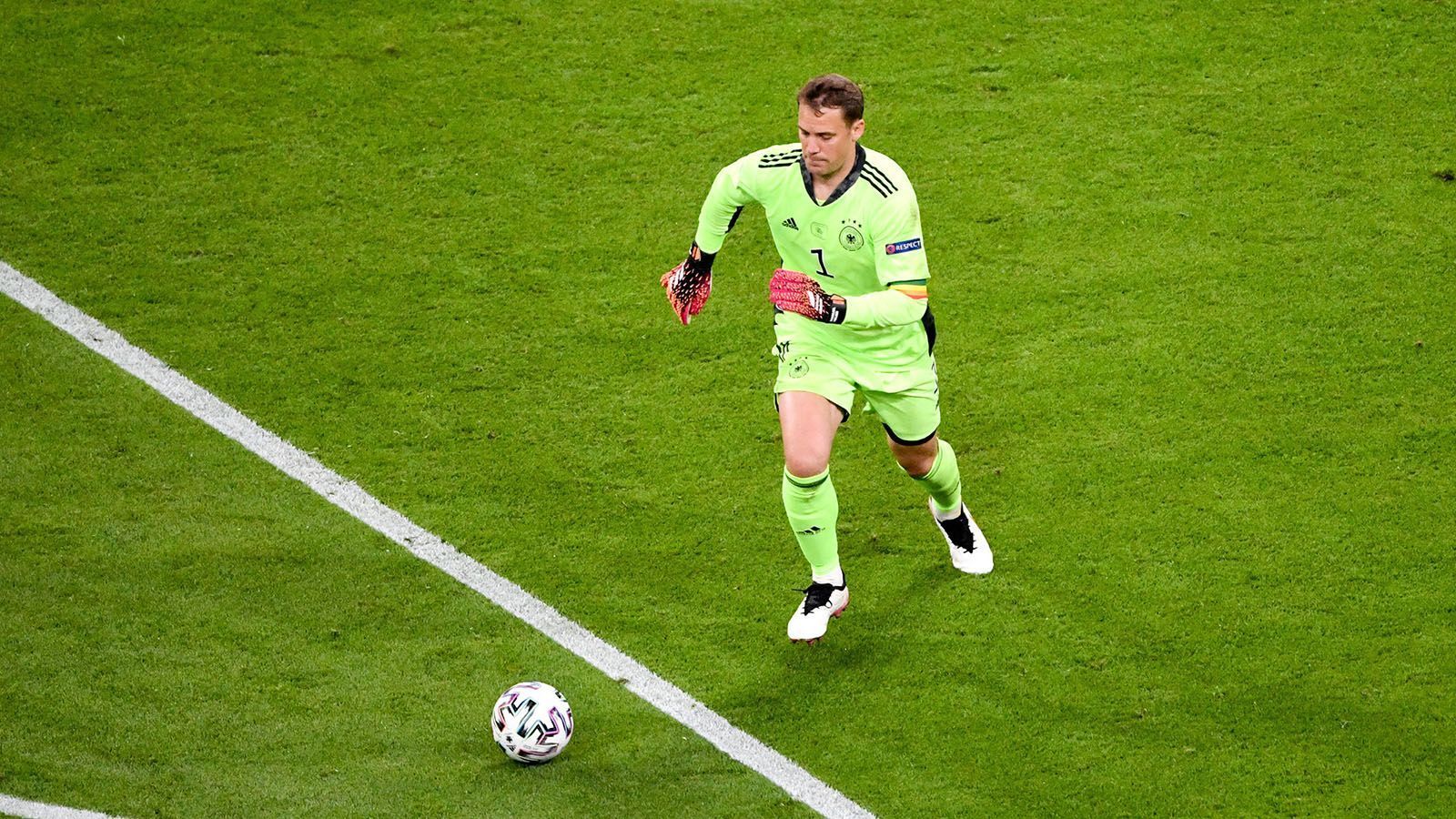 
                <strong>Manuel Neuer</strong><br>
                Im Prinzip komplett beschäftigungslos, wird von den Portugiesen nie geprüft und hat somit auch keine wirkliche Chance, sich an diesem Abend in der Münchner Arena auszuzeichnen. Beim 0:1 durch Cristiano Ronaldo und auch dem 2:4-Anschlusstreffer der Portugiesen völlig machtlos. ran-Note: 3
              