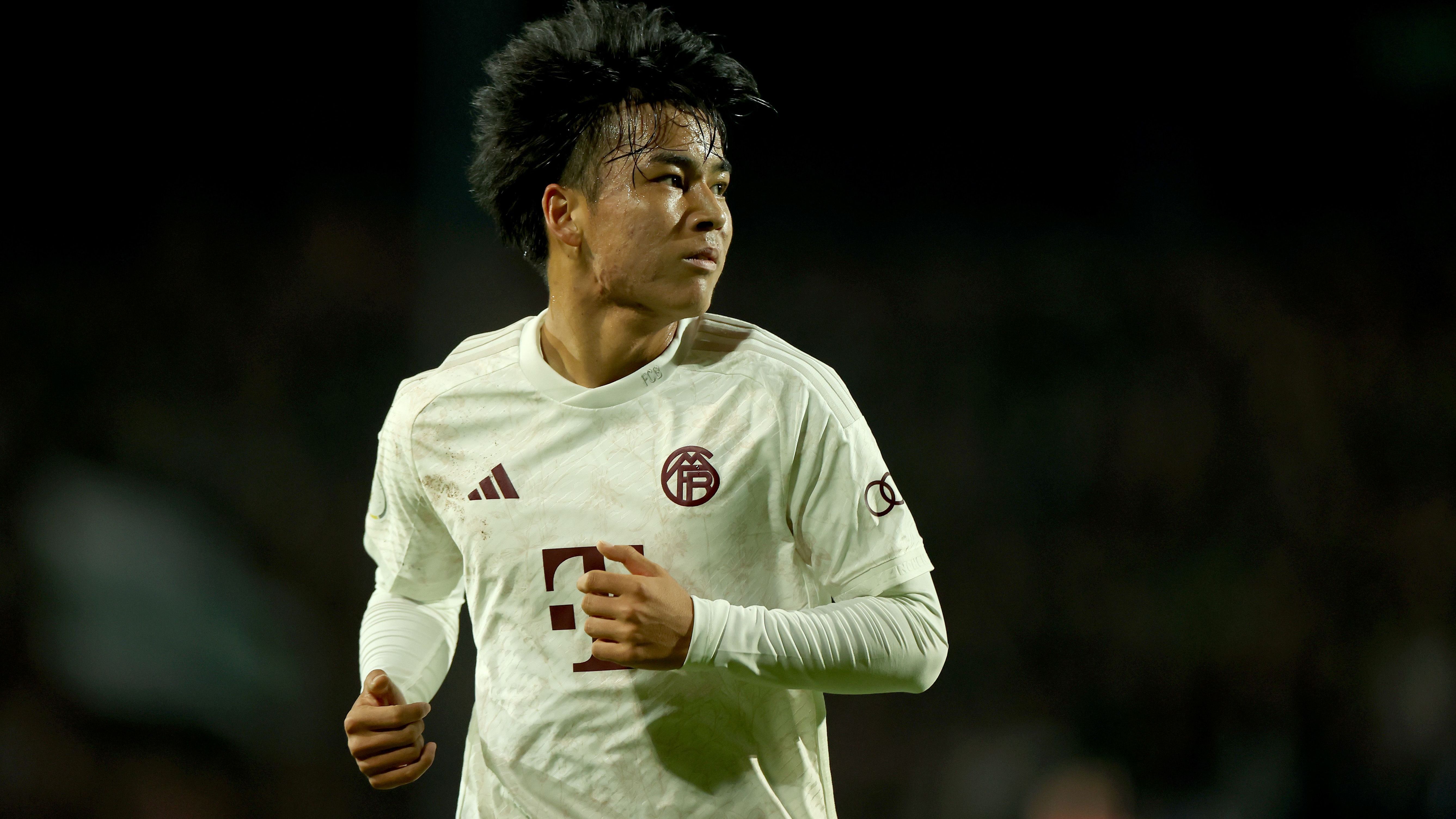 <strong>Taichi Fukui (FC Arouca)</strong><br>Für den Japaner ging es nach dem letztjährigen Abstieg mit Portimonense in Portugal weiter. Der Mittelfeldspieler, der 13 Mal für Portimonense auflief, wurde an den Erstligisten FC Arouca verliehen und gehörte dort zunächst zur Stammelf, zuletzt wurde er aber nicht mehr ganz so häufig eingesetzt. Im Winter verkauften ihn die Münchner für 1,6 Millionen Euro an die Portugiesen.