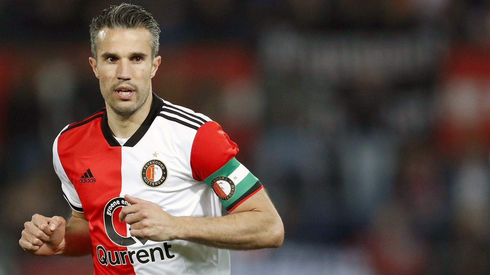 
                <strong>Robin van Persie (Feyenoord Rotterdam)</strong><br>
                Bereits im Herbst 2018 kündigte Feyenoord-Kapitän Robin van Persie das Ende seiner Laufbahn für den Sommer 2019 an. Seine besten Jahre verbrachte der niederländische Angreifer auf der Insel beim FC Arsenal und Manchester United. Anfang 2018 kehrte der Oldie wieder zu seinen Heimatklub in Rotterdam zurück.
              