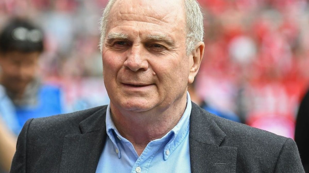 Laut Hoeneß beschäftigt sich der FCB mit Leroy Sane