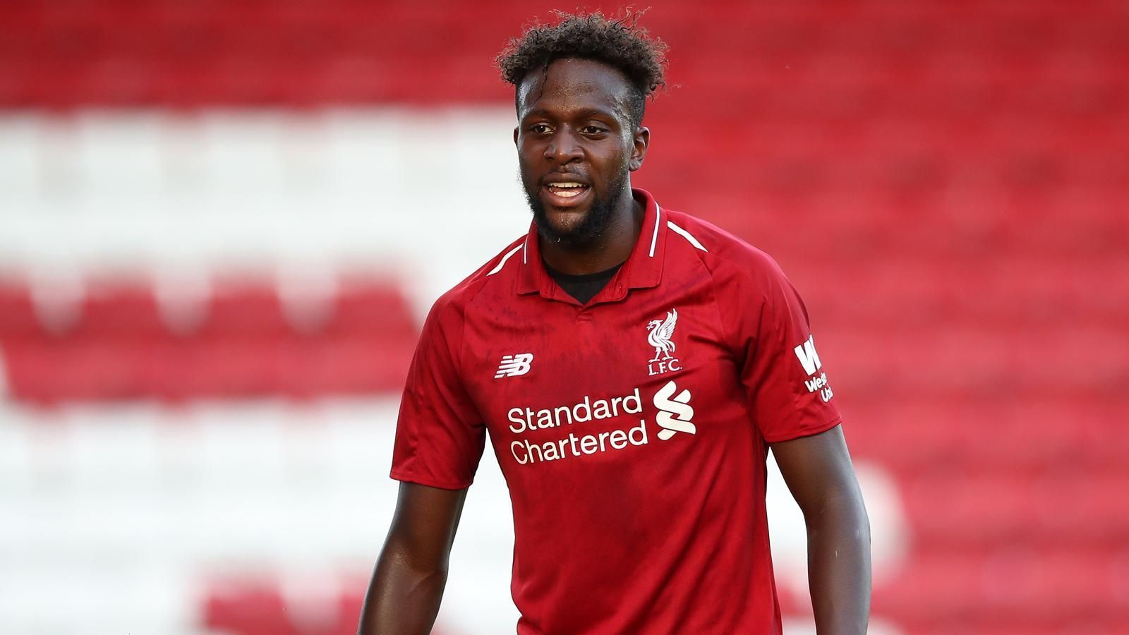 
                <strong>Divock Origi</strong><br>
                Divock Origi, der vergangene Saison an den VfL Wolfsburg ausgeliehen war, konnte sich bei den Wölfen nicht durchsetzen. Beim FC Liverpool dürften seine Chancen auf einen Stammplatz auch eher gering sein. Aus Spanien zeigt offenbar bereits der FC Valencia Interesse, die Reds würden den Belgier wohl bei einem passenden Angebot um die 30 Millionen Euro verkaufen.
              