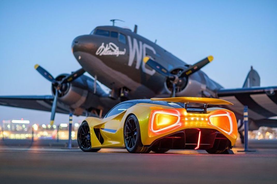 Lotus ebnet mit einer flexiblen technischen Plattform den Weg für elektrifizierte Sportwagen