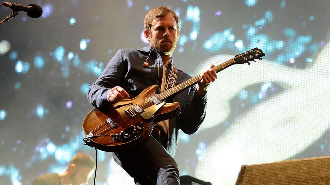 Wenn Caleb Followill mit seiner Band auf die Bühne kommt, wird die Menge beben. Freut euch auf den Festival-Headliner Kings of Leon!