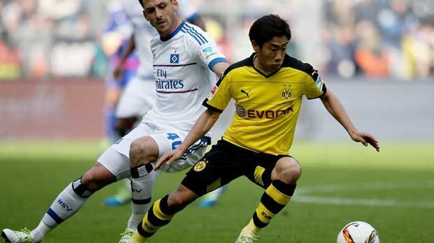 
                <strong>Shinji Kagawa</strong><br>
                Shinji Kagawa: Den Liverpool-Schock hatte der Japaner wohl noch nicht ganz aus dem Kopf bekommen. Spielte zu Beginn ohne die nötige Zielstrebigkeit, holte dann die Rote Karte gegen Adler heraus. ran-Note: 3.
              